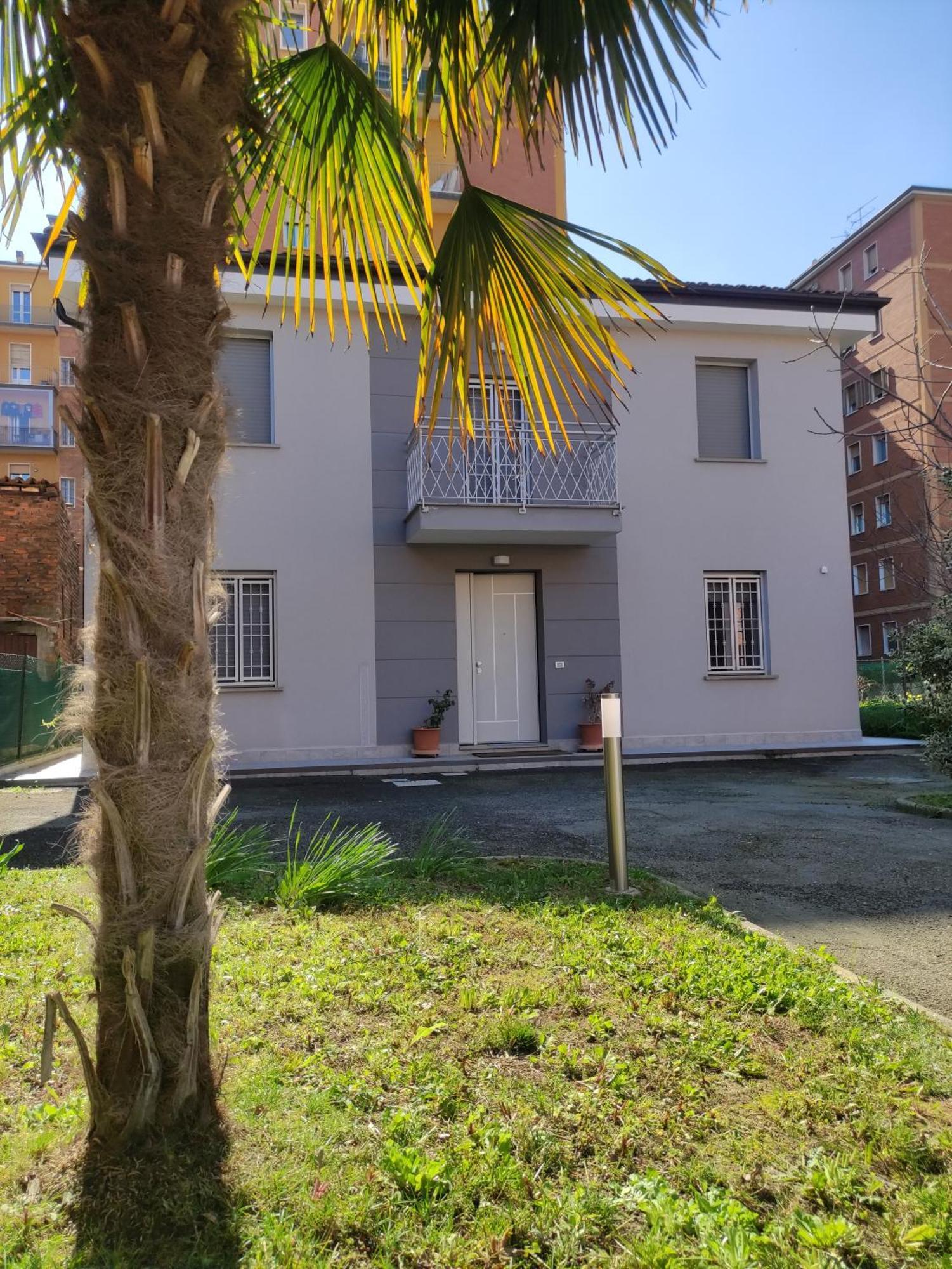 Grigio Perla Panigale, Villetta Con Giardino E Parcheggio Privato Fino A Tre Posti Auto - Un Oasi Di Tranqullita Bologna Eksteriør bilde